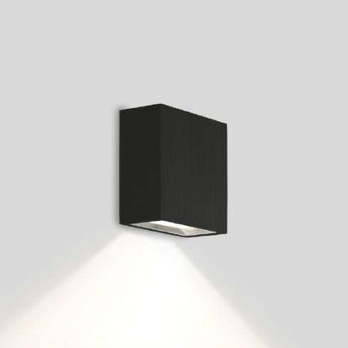 CENTRAL 1.0 3000K Wall luminaire, black