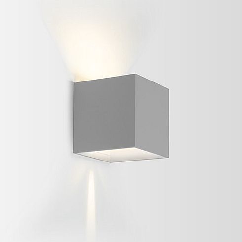 BOX WALL OUTDOOR 1.0 LED wall luminaire, dark grey